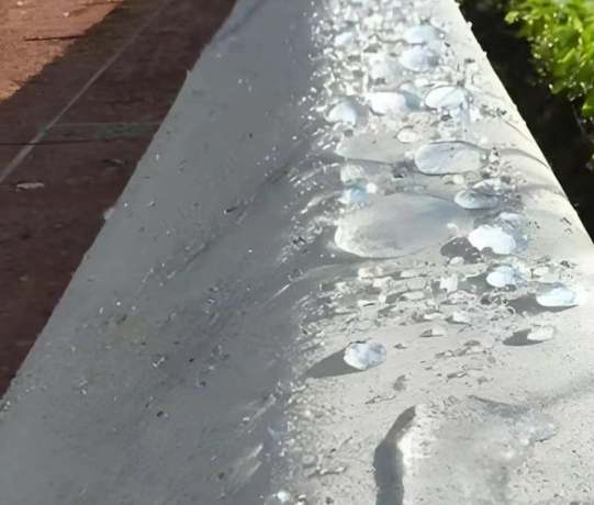 洛龙硅烷浸渍涂料在混凝土保护中的应用